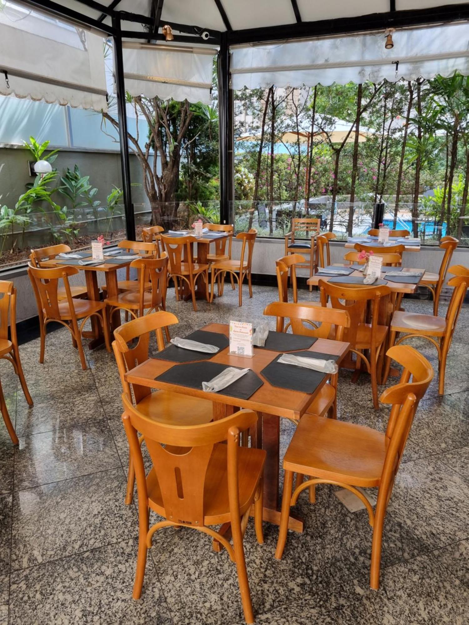 Max Savassi Prime Aparthotel เบโลโอรีซอนชี ภายนอก รูปภาพ