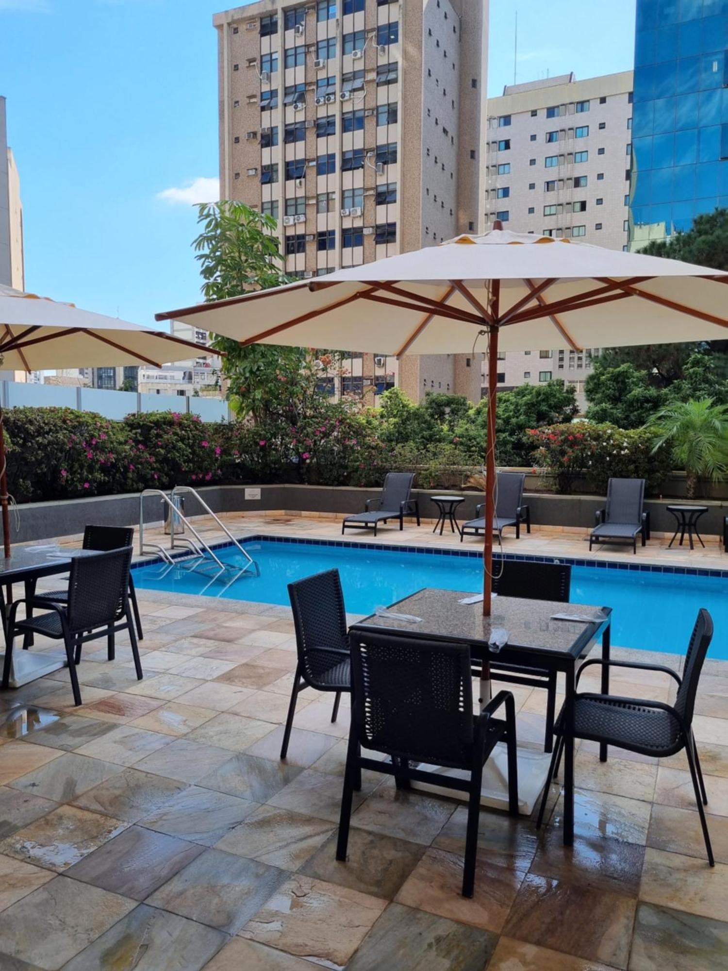 Max Savassi Prime Aparthotel เบโลโอรีซอนชี ภายนอก รูปภาพ